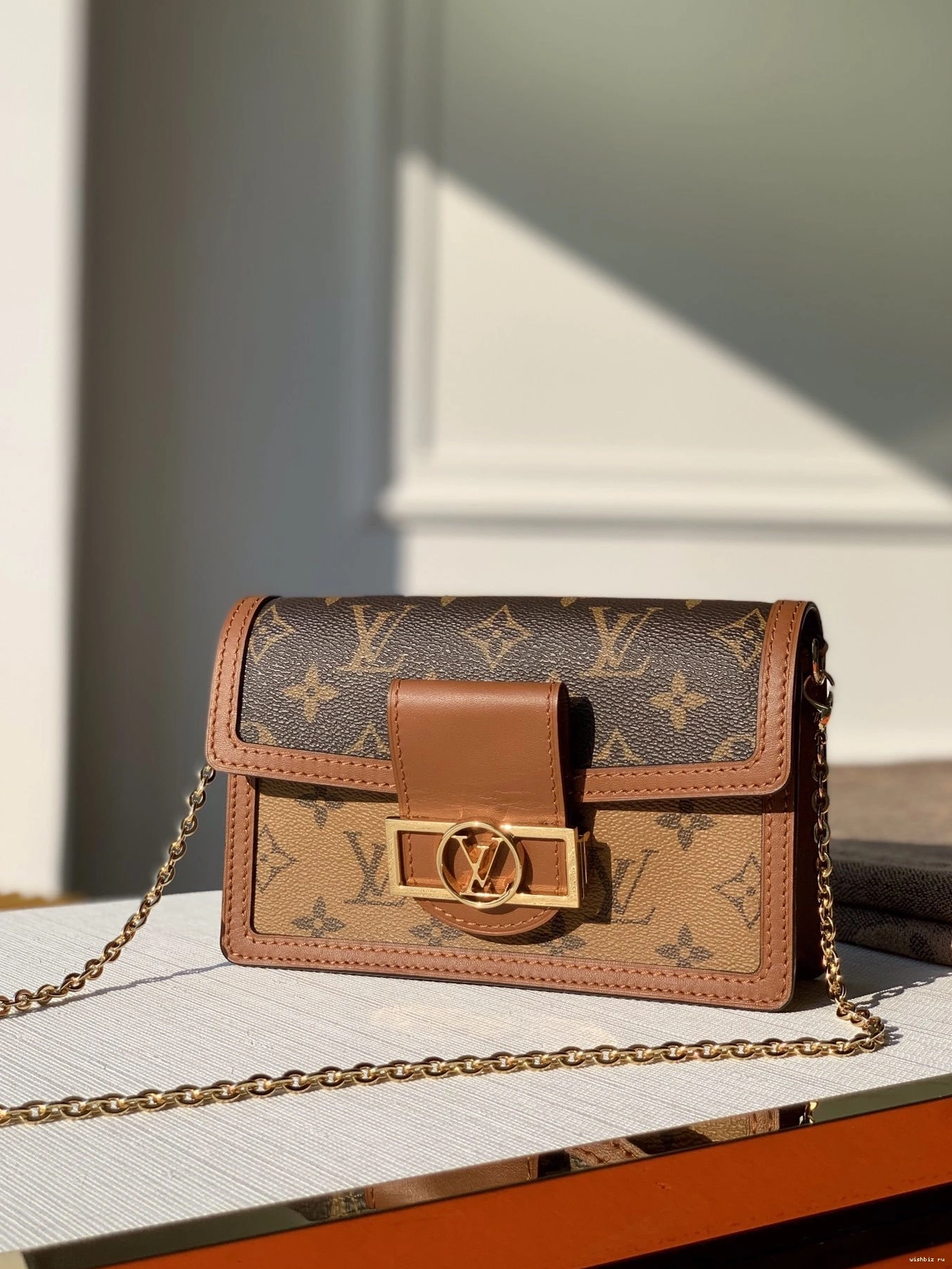 WIS LOUIS VUITTON V DAUPHINE CHAIN WALLET 1011